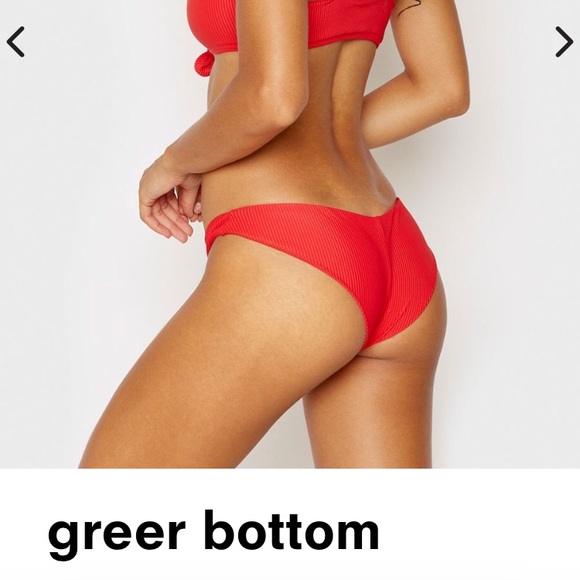 Frankie’s Bikini Entire Set - Picture 4 of 8